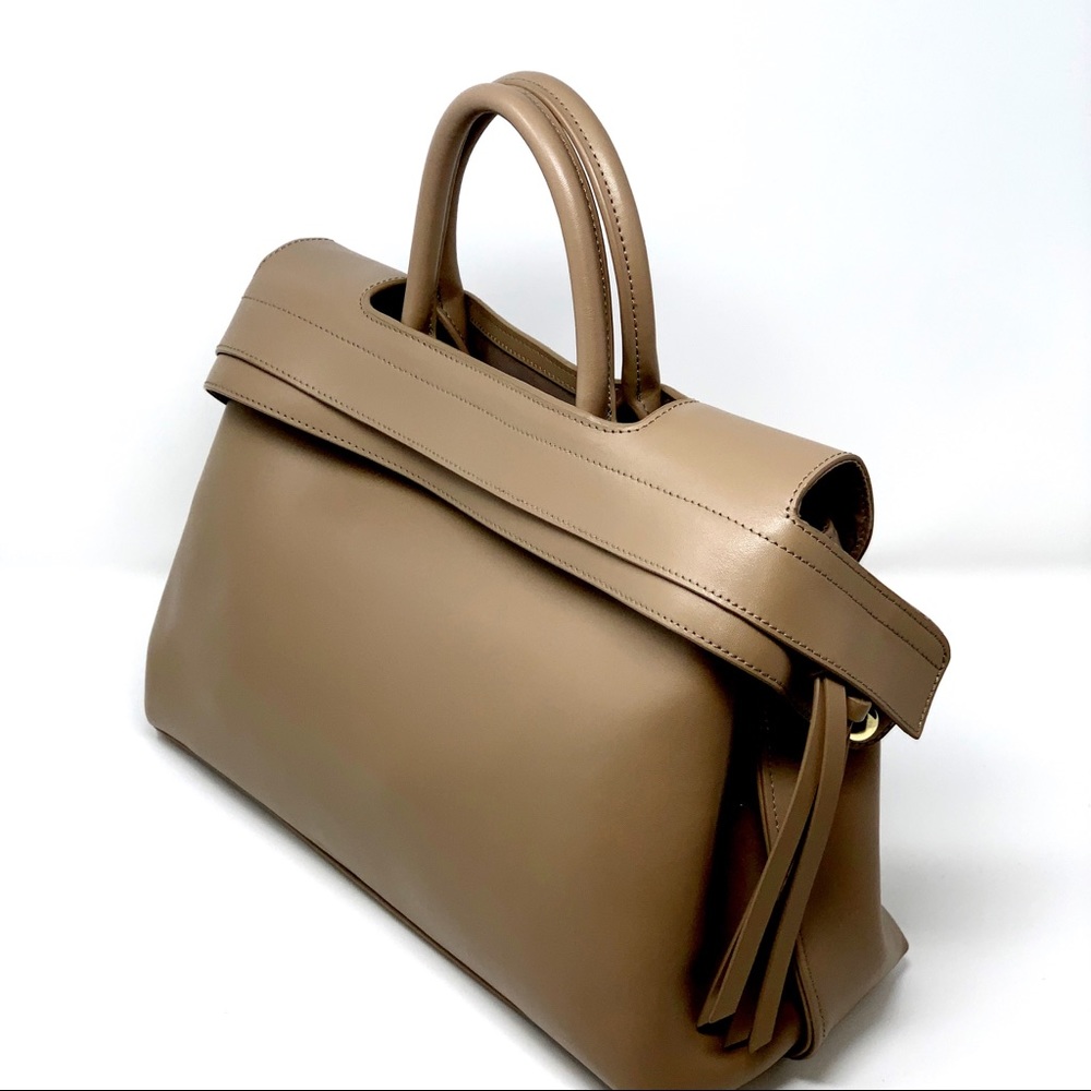 The Perfect Fall Tote - Picture 2 of 6